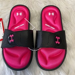 Girl’s Under Armour Ignite IX Slides